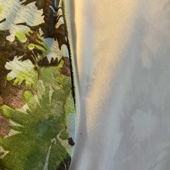 Future Collective green leaf ruched dress NWOT - Picture 5 of 5